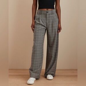 American Eagle Outfitters Gray Checkered Wide-Leg Pants